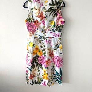Floral print dress, size 8